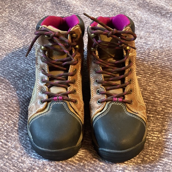 Wolverine Women’s Steel Toe Hiking Boots - Picture 2 of 8